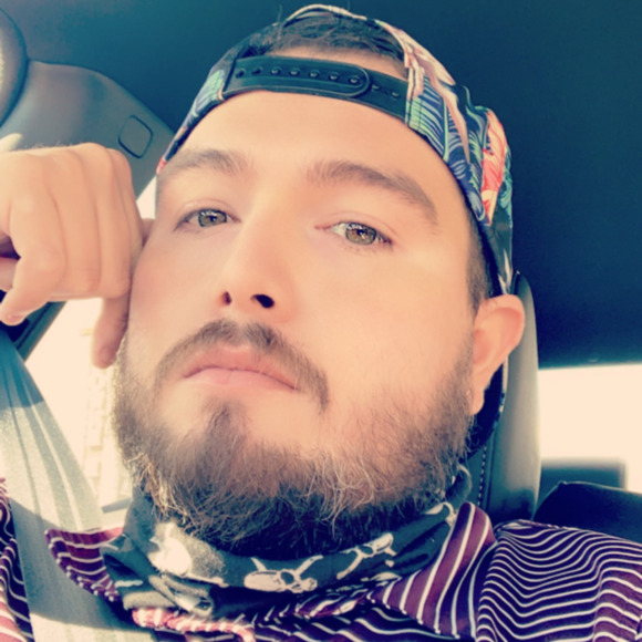 Meet your Posher, David - Picture 1 of 1